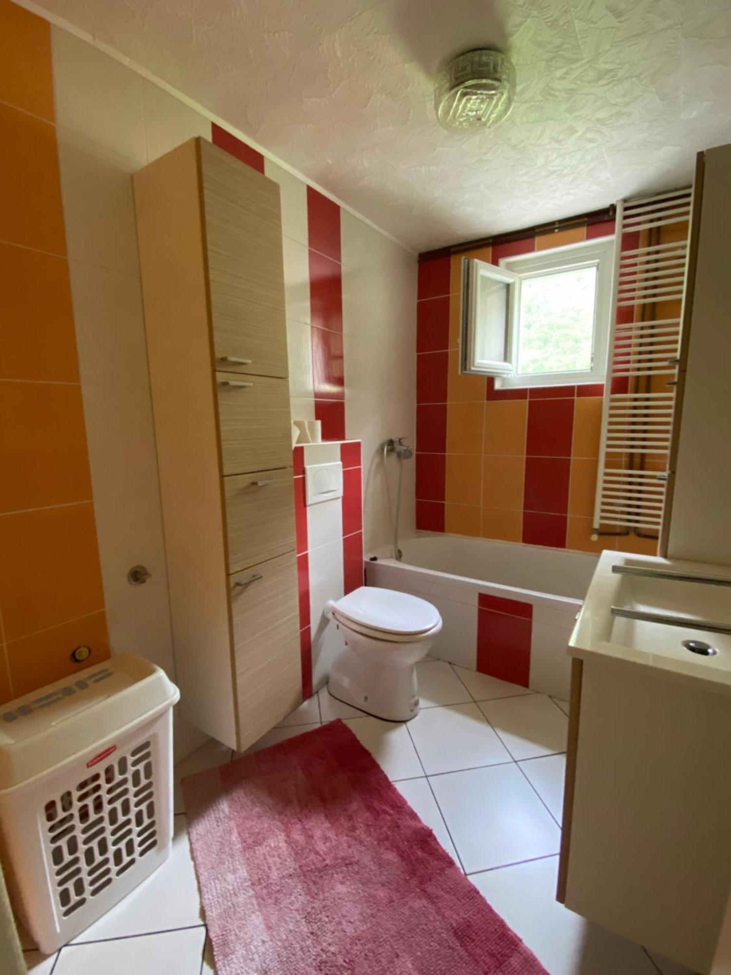 Trnovo Ob Soci Kuhala Apartment โคบาริด ภายนอก รูปภาพ