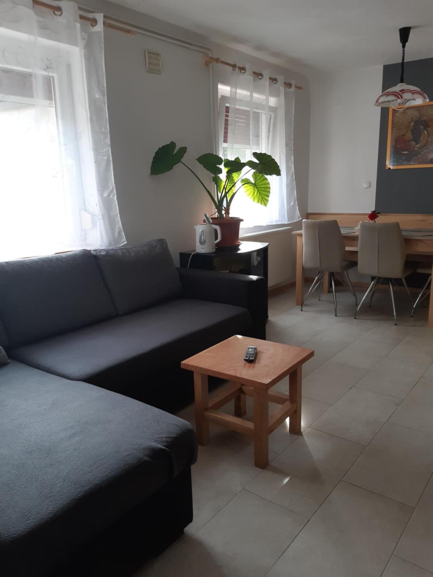 Trnovo Ob Soci Kuhala Apartment โคบาริด ภายนอก รูปภาพ